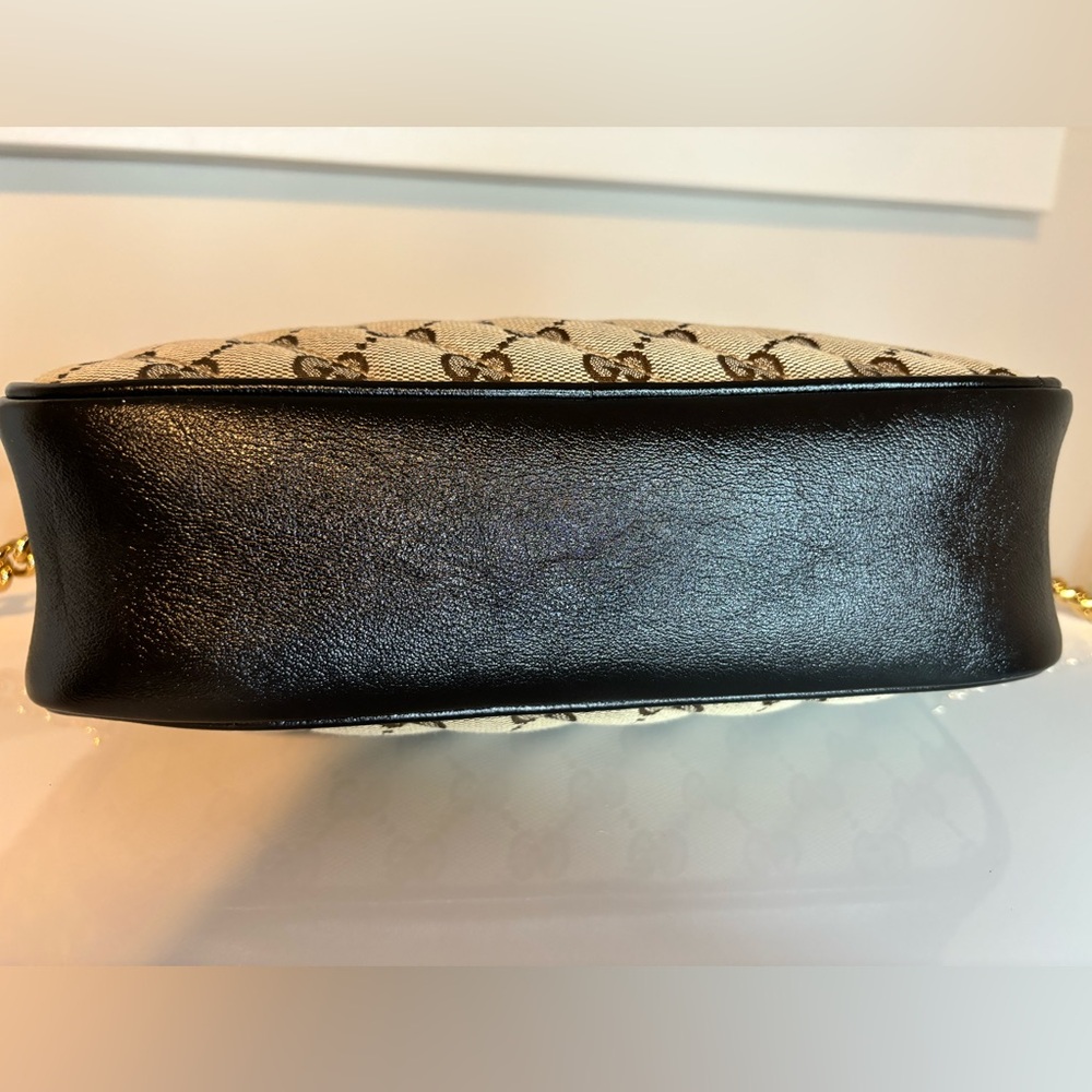 🤎✨SOLD✨🤎 Gucci GG Marmont Quilted Camera Crossbody Bag - Picture 6 of 9